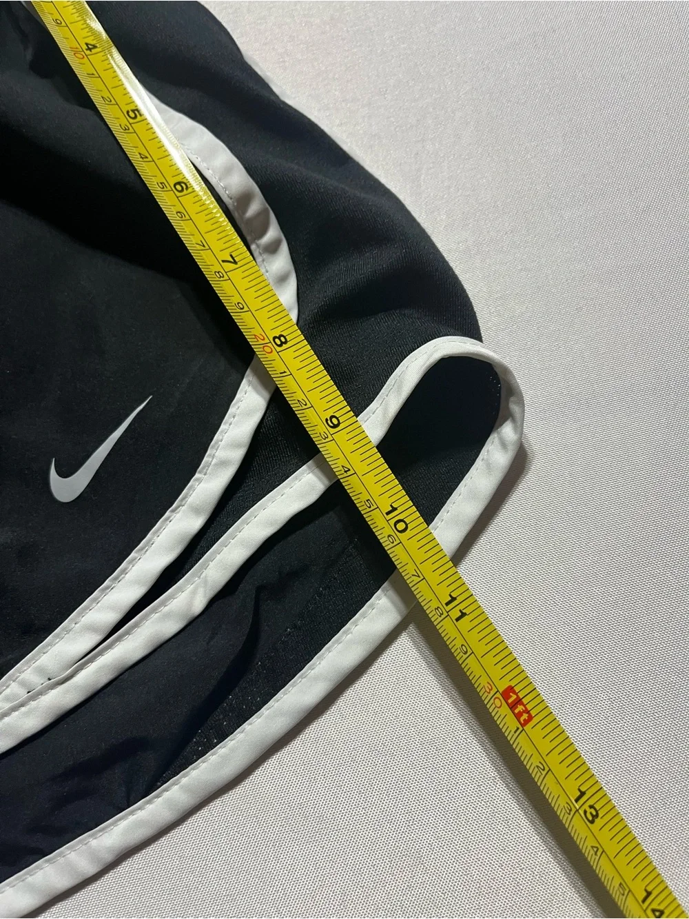 Nike Black Women's XSmall Athletic Elastic Waist Shorts with White Trim